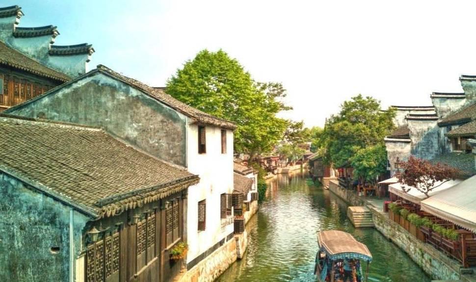 意媒：旧将马诺拉斯向罗马自荐，波尔图&萨勒尼塔纳对球员感兴趣